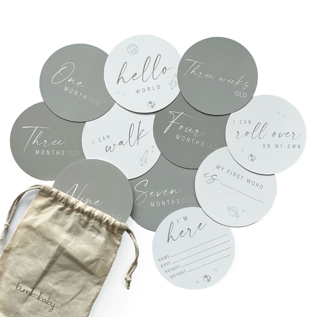 Gift Product - Baby Milestone Cards: Outer Space - Bundled Baby
