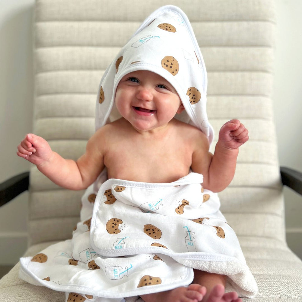 Hooded Towel- Cookie Craze - Dear Perli