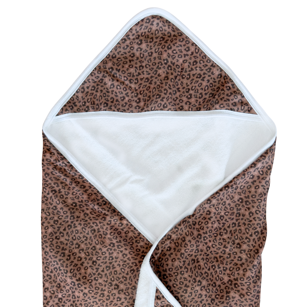 Hooded Towel in Chocolate Leopard