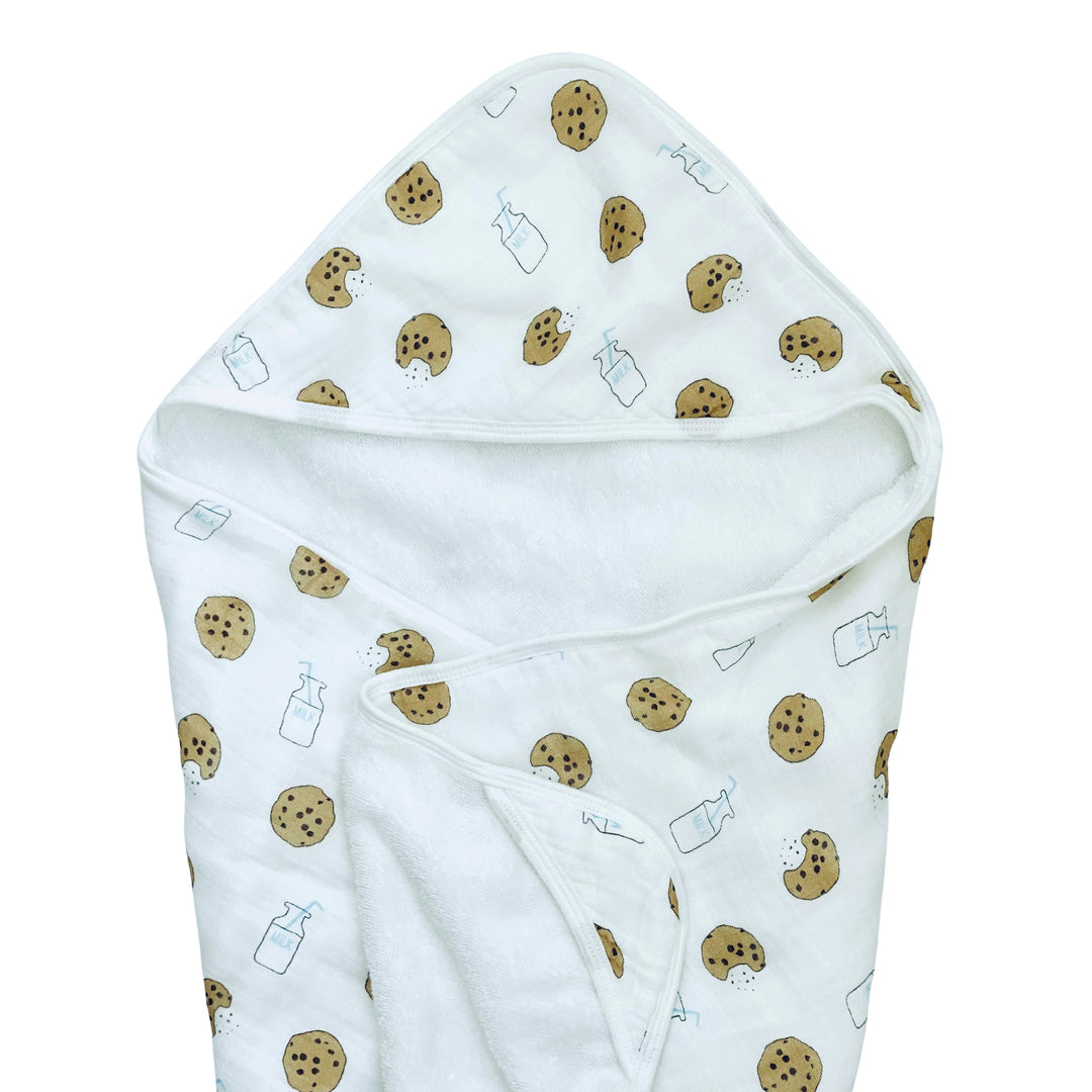 Hooded Towel in Baby Ballers - Dear Perli