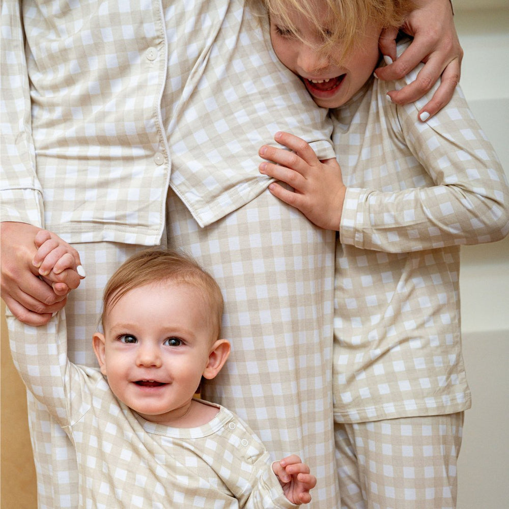 Women's Long Sleeve Pajama Set in Gingham - Dear Perli