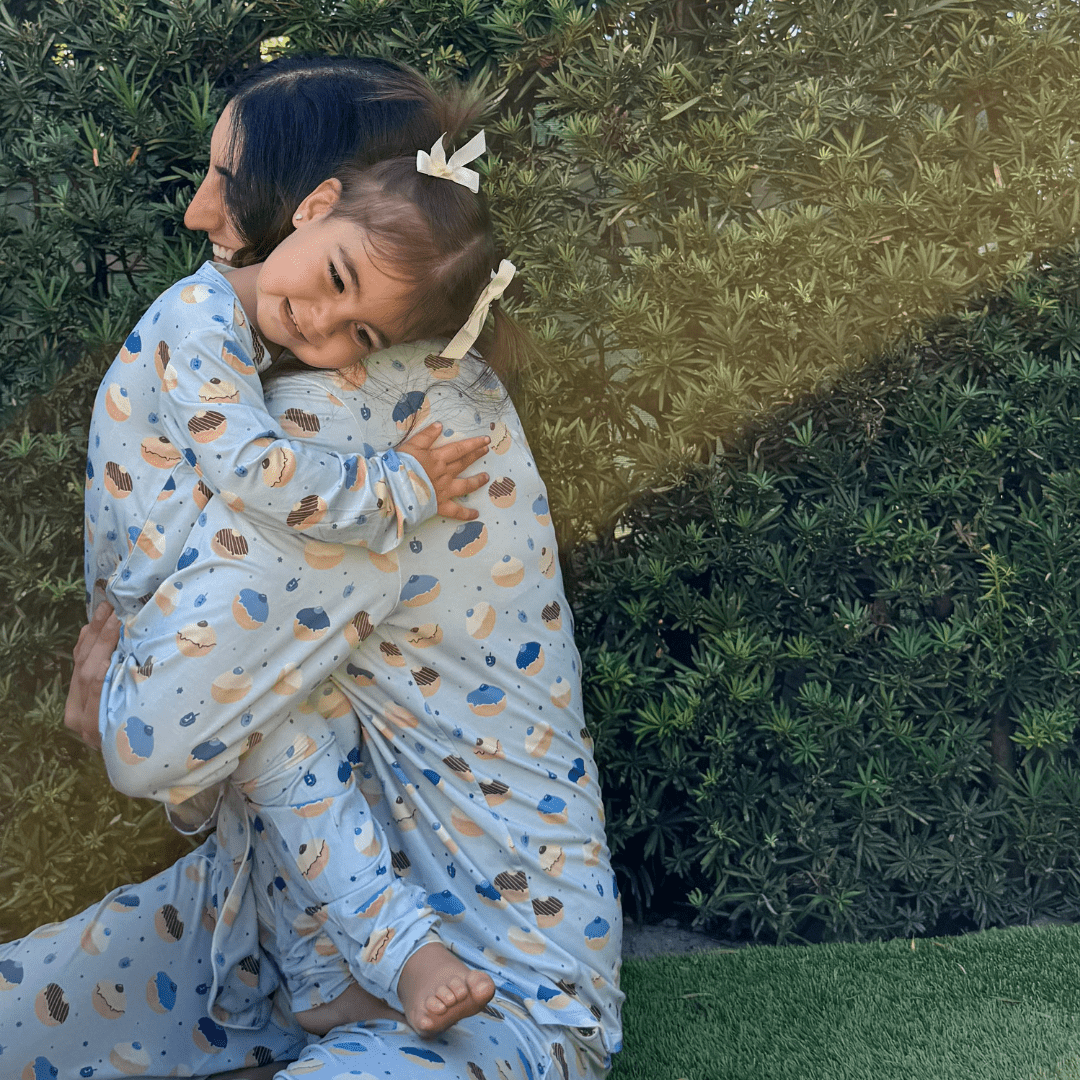 Women's Long Sleeve Pajama Set in Hanukkah Glaze - Dear Perli